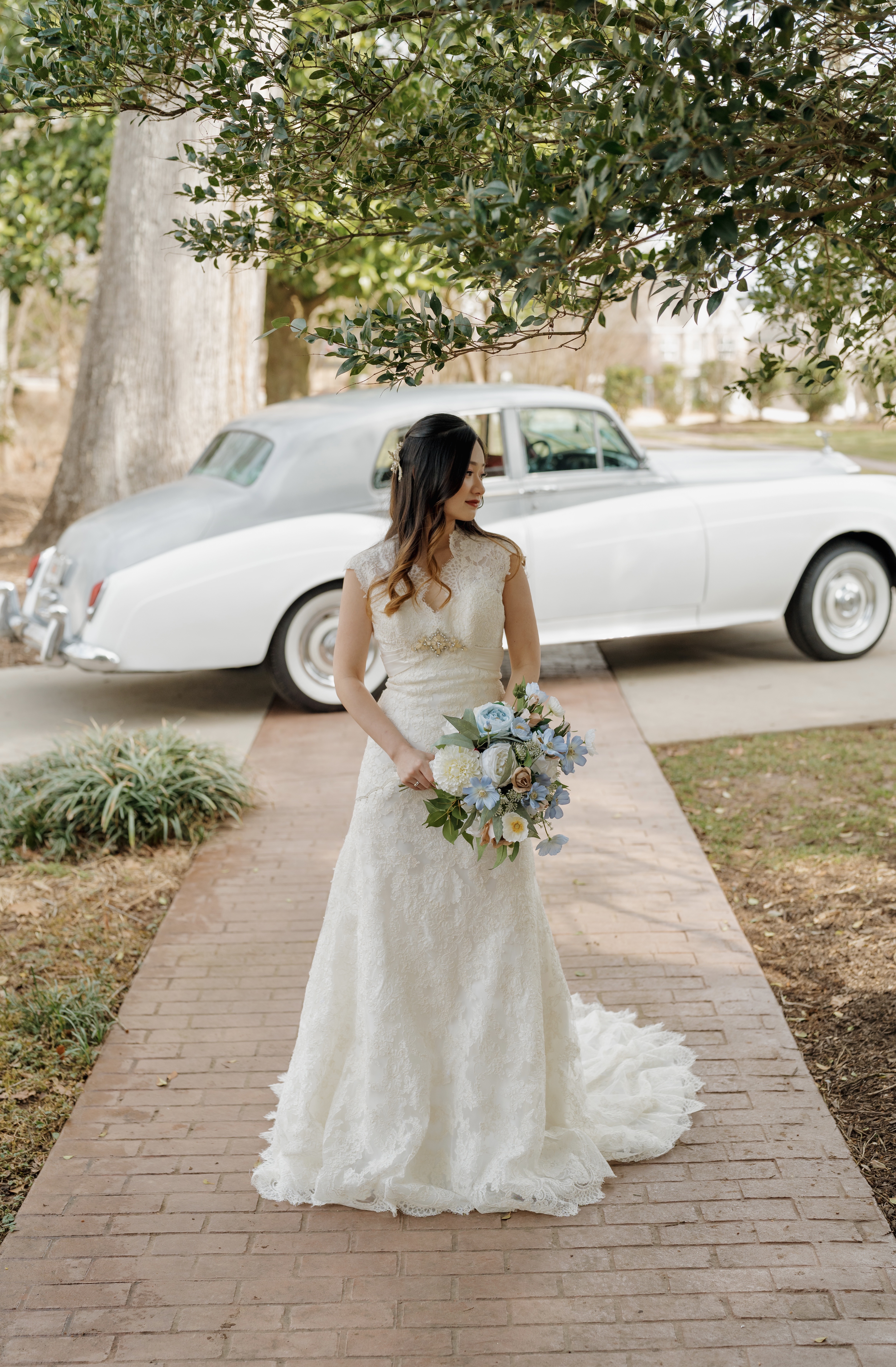 Photo Feb 08 2025, 11 05 54 PM bride in front of antique car
